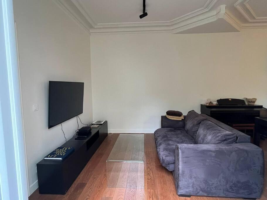 Goodguest - Amazing Batignolles Bail Mobilite * Parijs